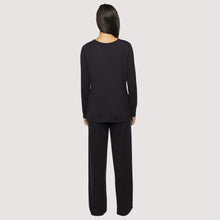 Load image into Gallery viewer, BEYOND COMFORT® Long Sleeve Pajama Set - Náttföt