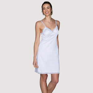 EVERYDAY LAYERS™ Lace Trim Full Slip - Undirkjóll