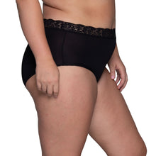 Load image into Gallery viewer, FLATTERING LACE® Brief - Nærbuxur
